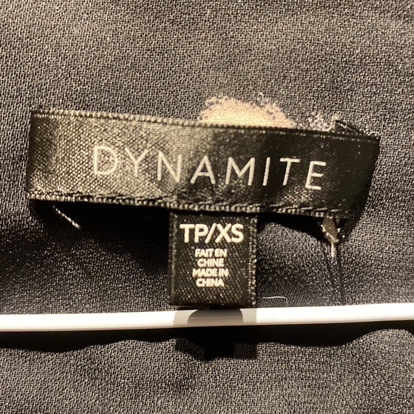 ⚡️3for25$⚡️ Dynamite feather blouse - Picture 2 of 3